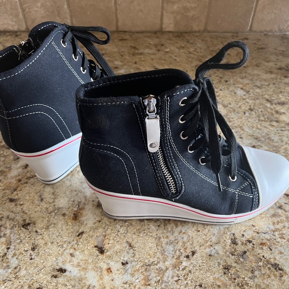 Women's Canvas Casual Shoes Dating Platform High Top Sneakers Rubber Sole sz 9 - Picture 3 of 9